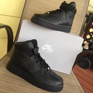 New Air Force ones with crease stoppers
